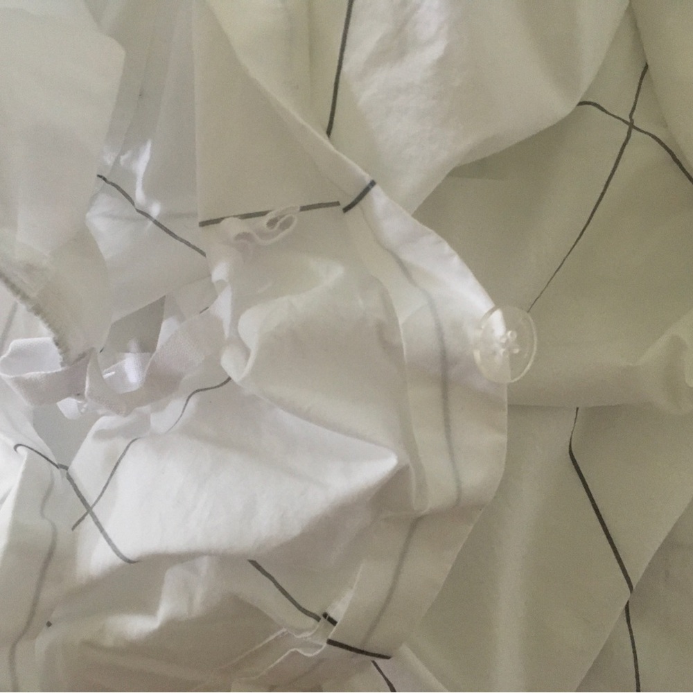 Brooklinen luxury percale duvet cover in window pane - Picture 8 of 9